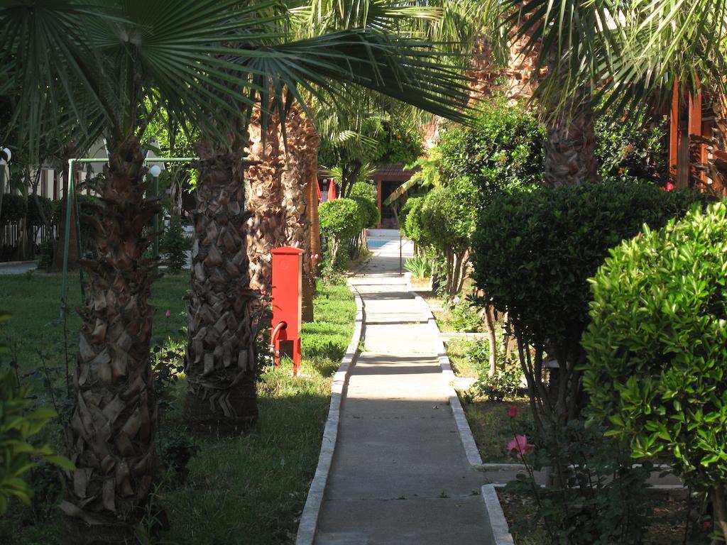 Dream Park Bungalow Titreyengol Экстерьер фото